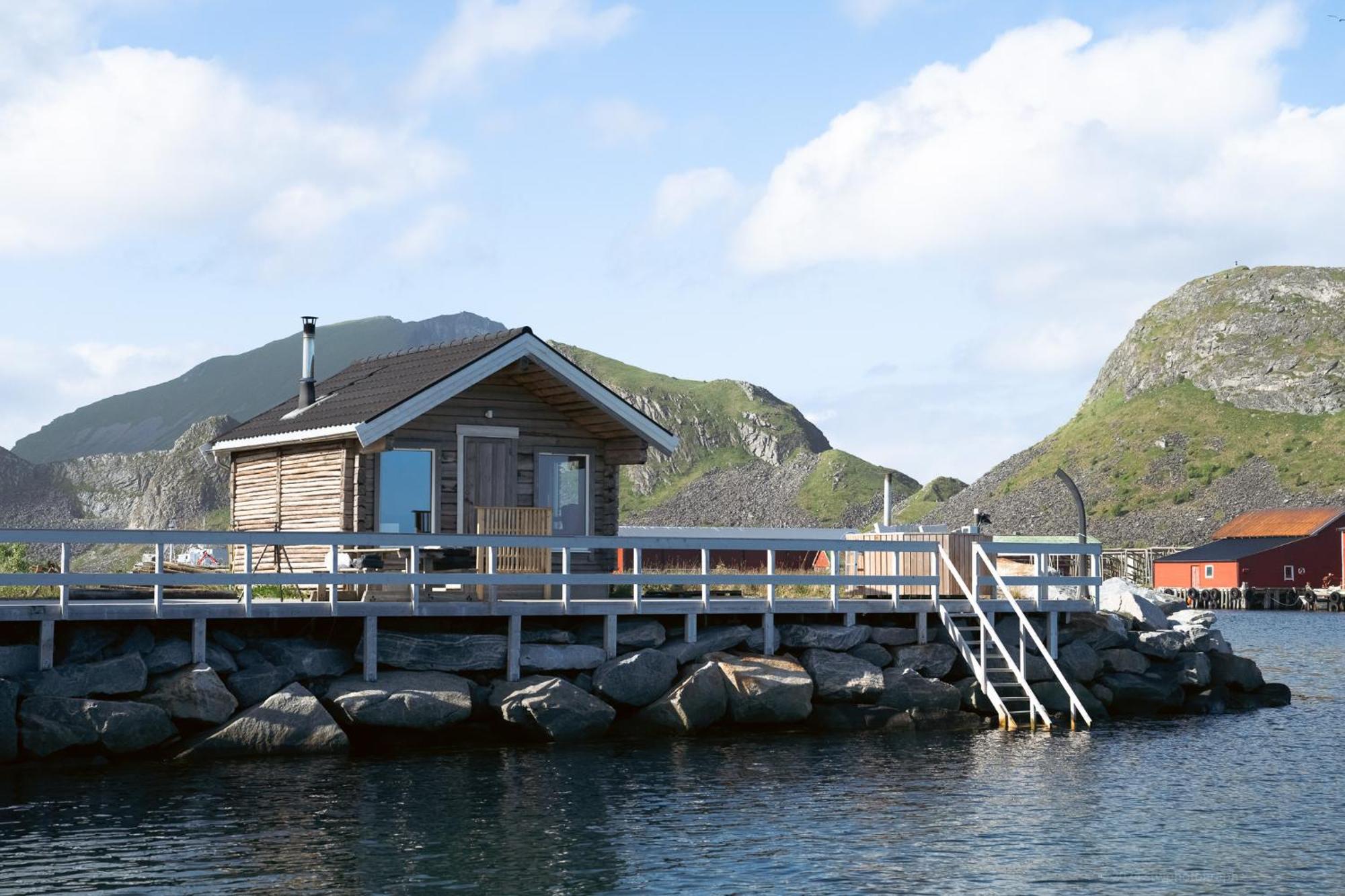 Lofoten Vaeroy Bryggehotell As Exterior photo